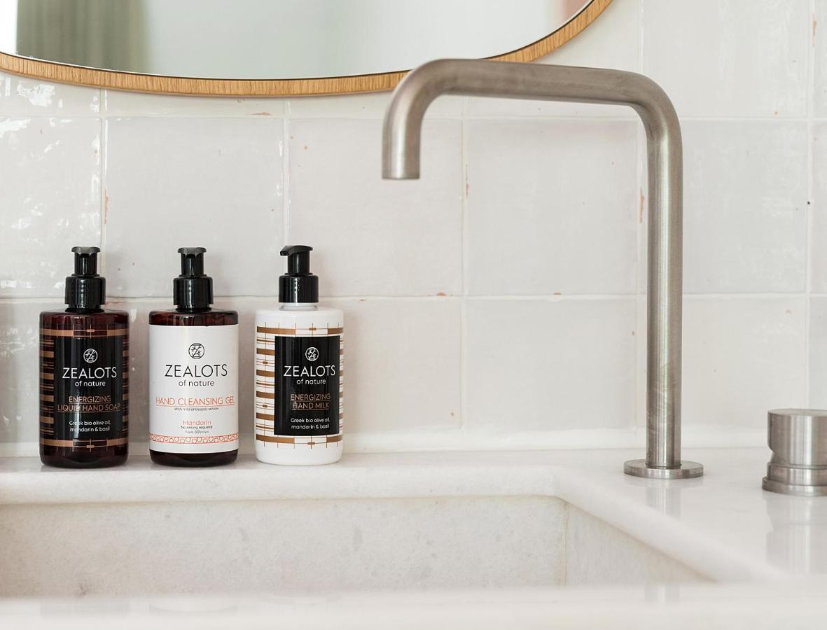 Coco-Mat Athens Jumelle Hotel Екстериор снимка ZEALOTS products