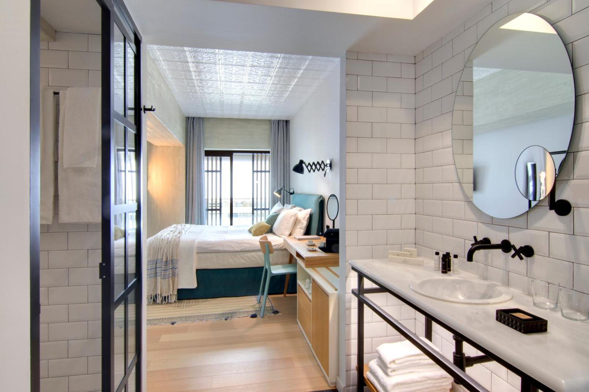 Coco-Mat Athens Jumelle Hotel Екстериор снимка A guest room at the Hotel Zags